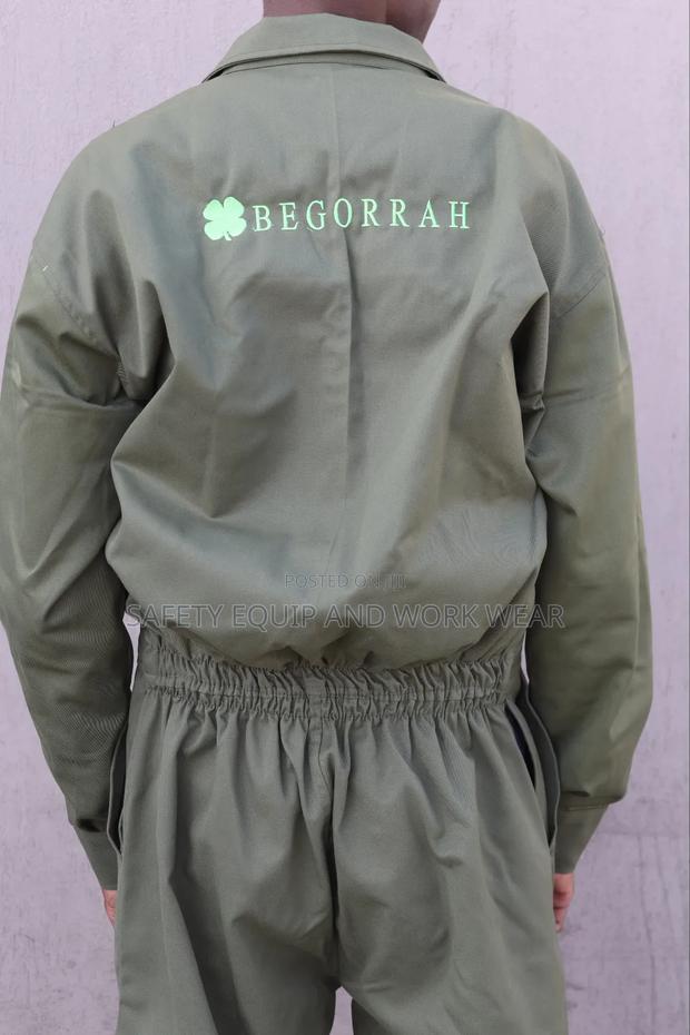 Basic Industrial Branded Cargo - main view