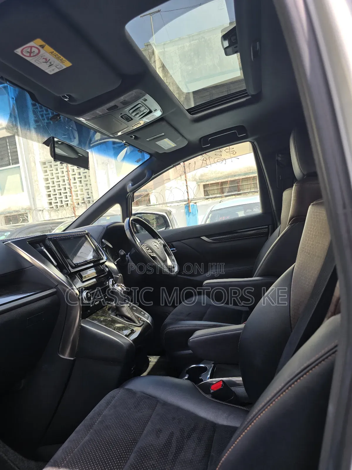 Toyota Alphard 2.5 Petrol FWD 2018 White