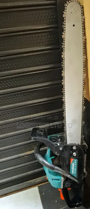 22 Inch Meakida Petrol Chainsaw