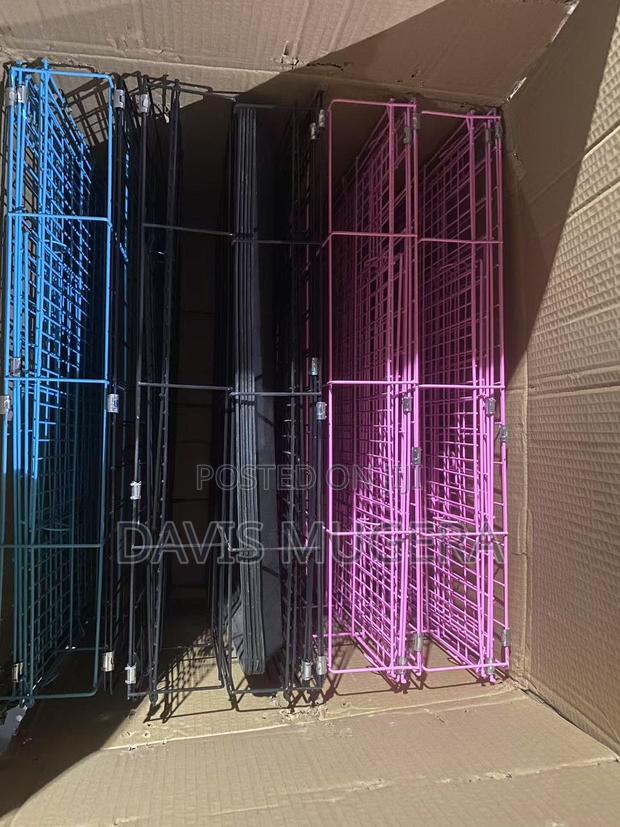 Pink Folding Metal Dog Crate With Divider Panel Floor -Small - thumbnail 4