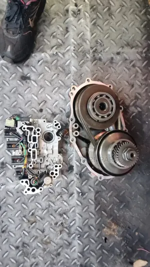 Nissan Note Motherboard and Chains