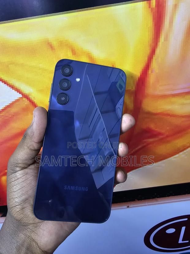 Samsung Galaxy A15 128 GB Black - thumbnail 3