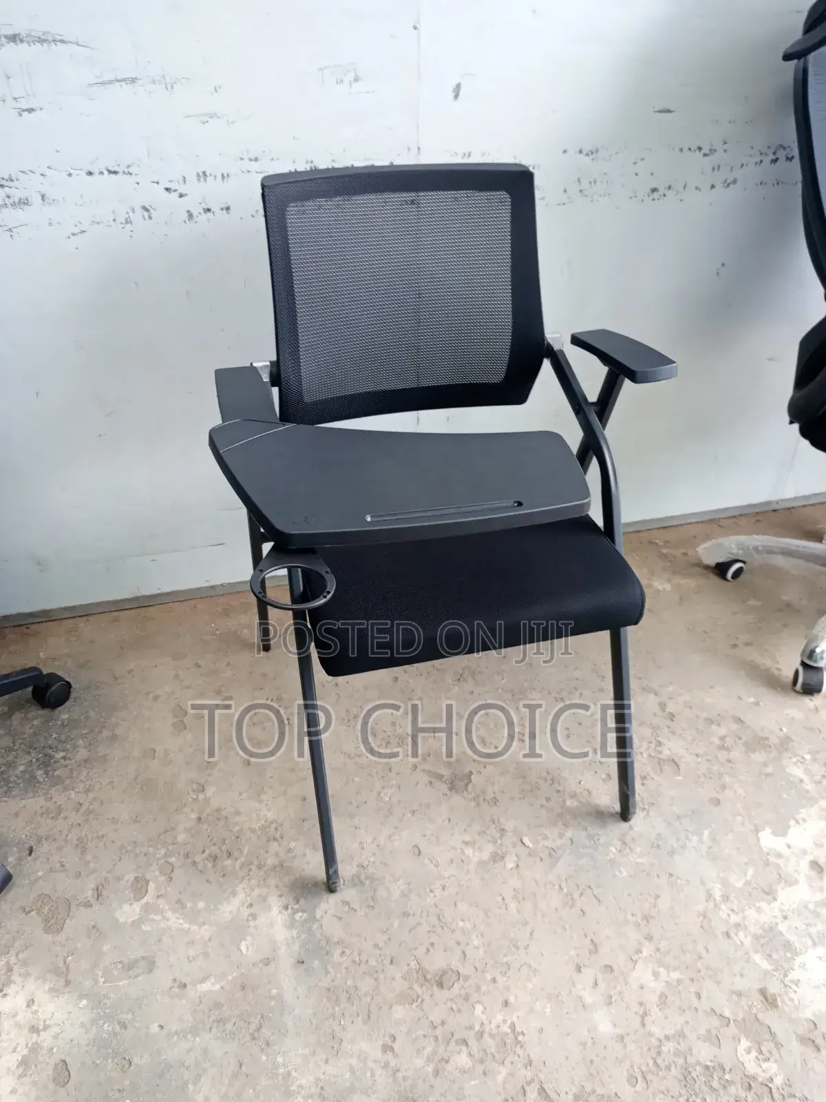 Office Chair With Working Clip