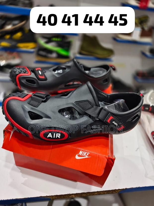 Open Shoes - main view