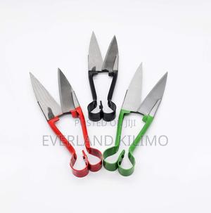 Wool Cutting Shears - thumbnail 2