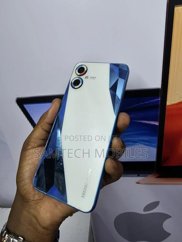 Tecno Spark 9 Pro 128 GB Blue - thumbnail 3