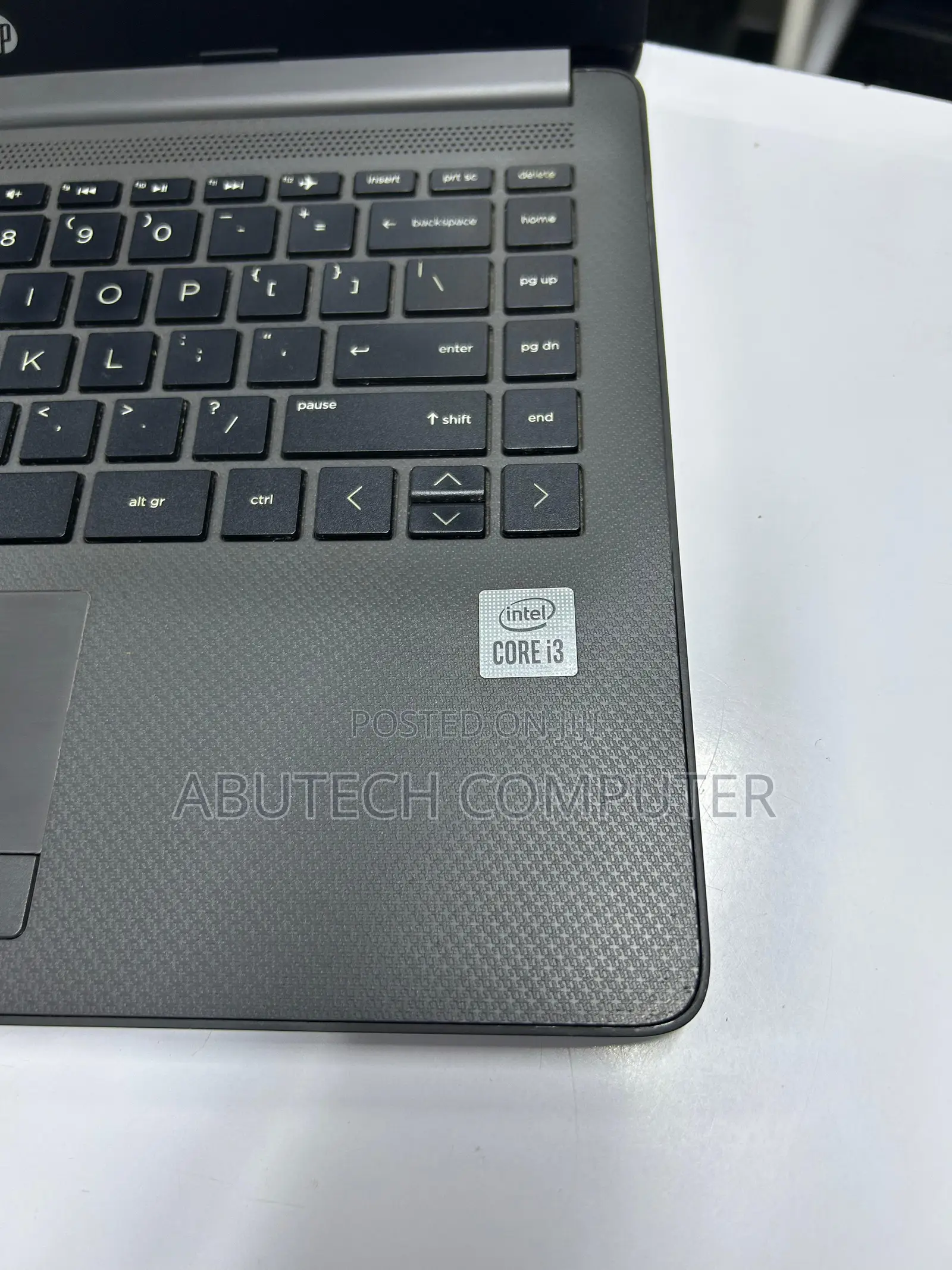 Laptop HP 240 G8 8GB Intel Core I3 SSD 256GB