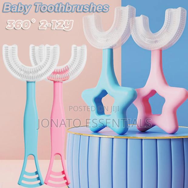 U-Shaped Kids Toothbrush - thumbnail 4