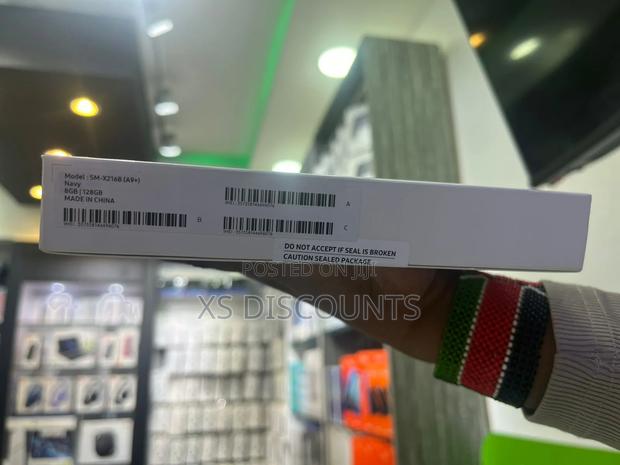 New Samsung Galaxy Tab A9+ 128 GB Red - thumbnail 2