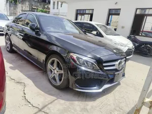 Mercedes-Benz C200 2018 Black