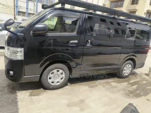 Toyota HiAce 2018 Black