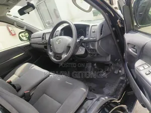 Toyota HiAce 2018 Black
