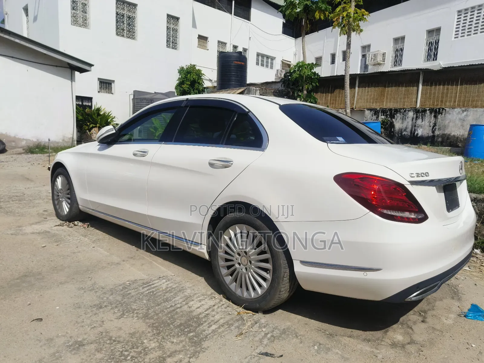 Mercedes-Benz C200 2018 White