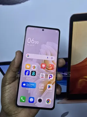 Tecno Camon 20 256 GB Silver