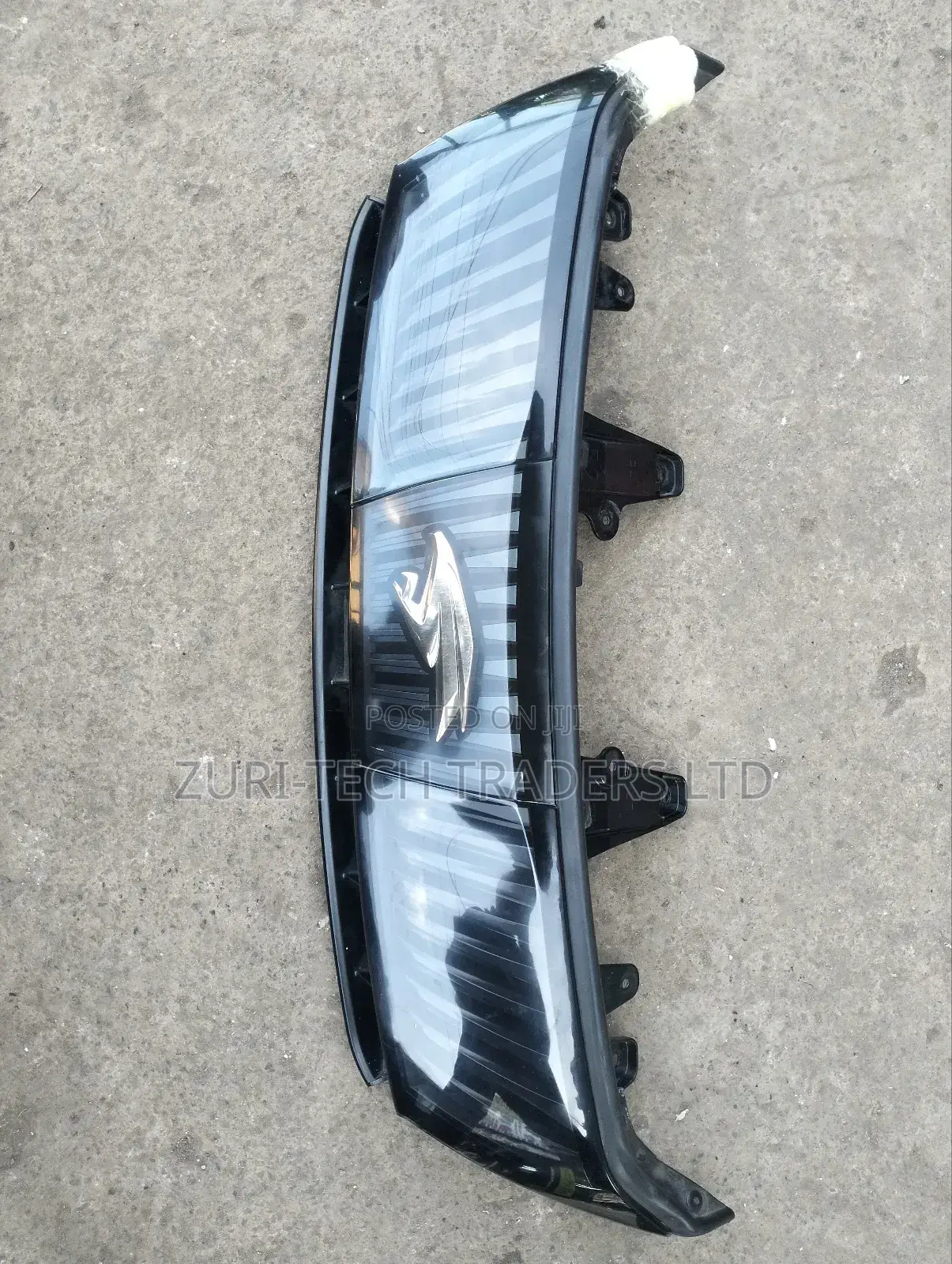 Harrier New (2017) Grille