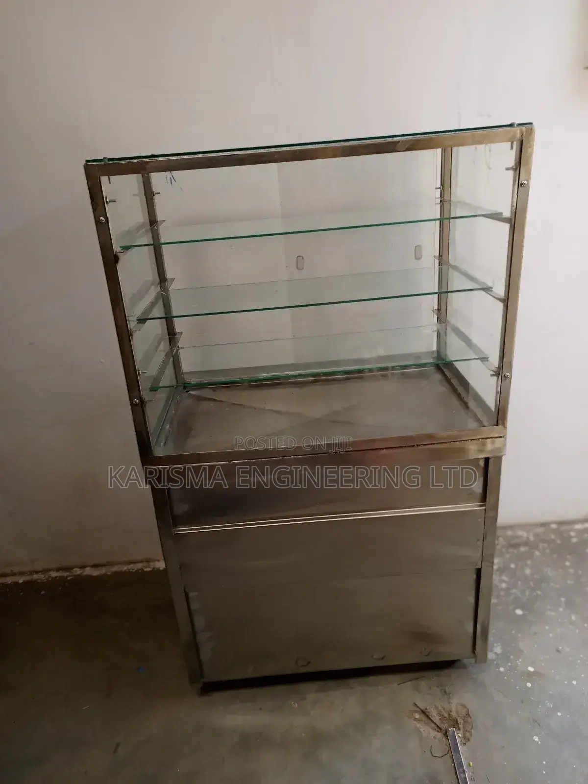 Locally Fabricated Cakes Display