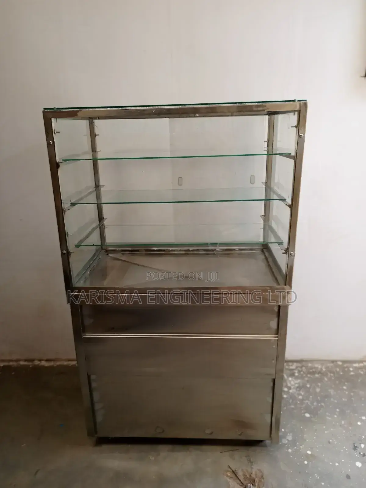 Locally Fabricated Cakes Display