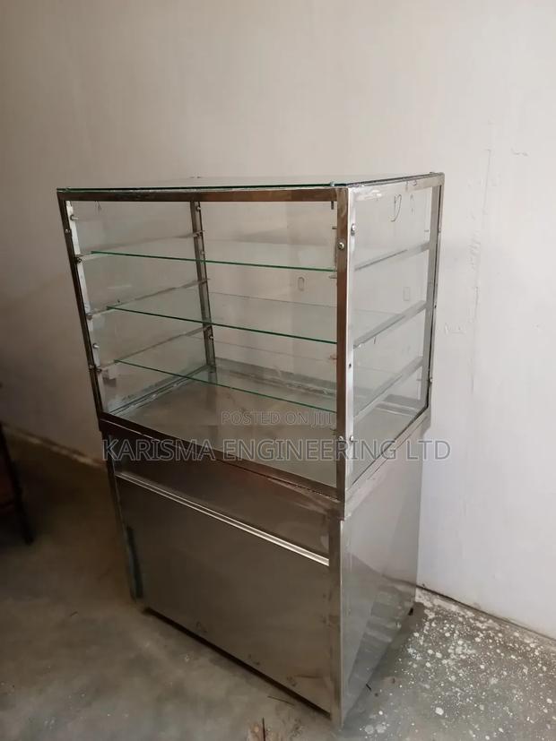 Stainless Steel Fabricated Cake Chiller/Display