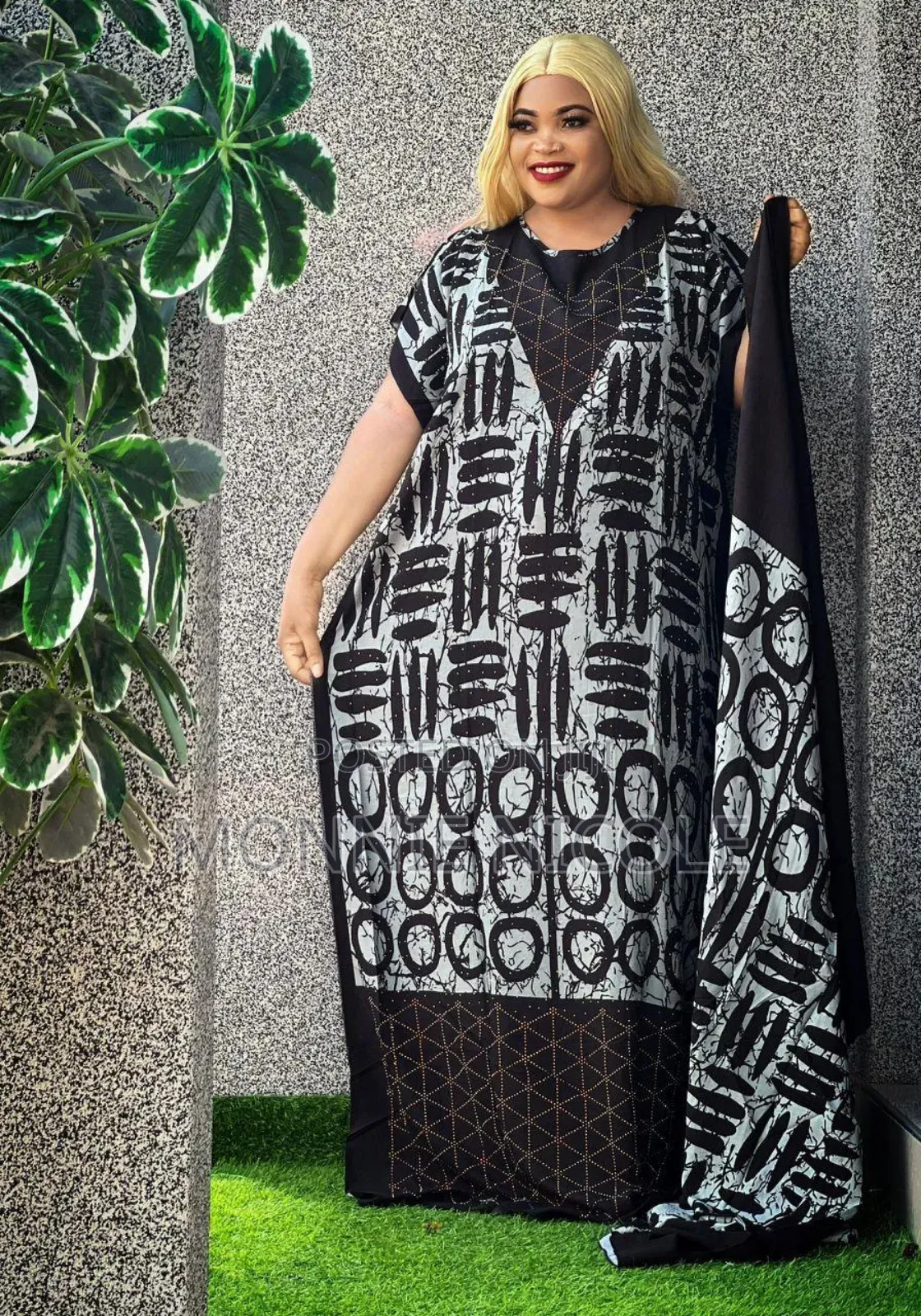 Elegant-Modern Maxi Dresses