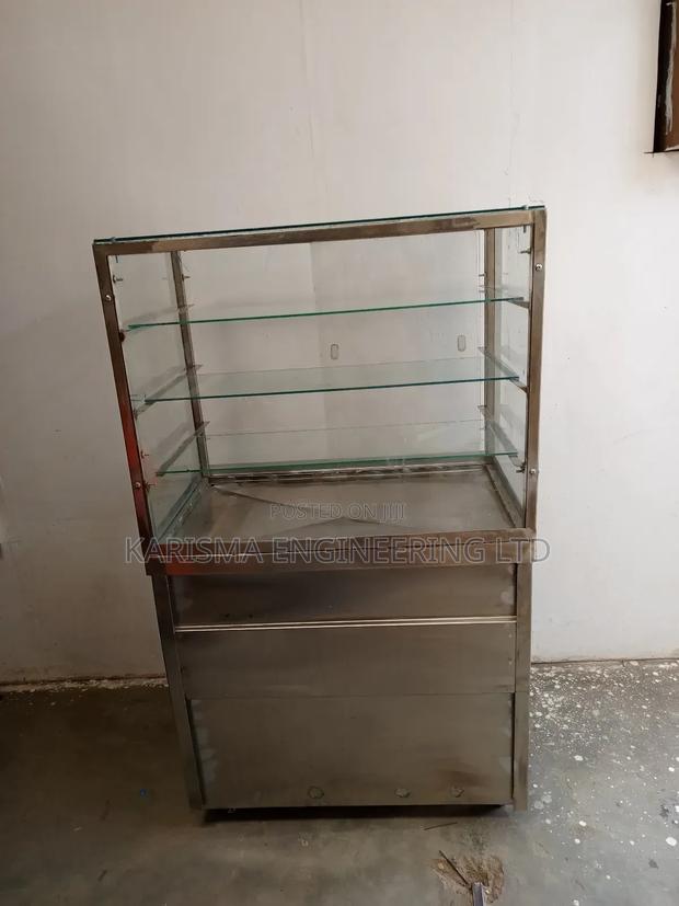 Local Cake Display and Chiller - main view