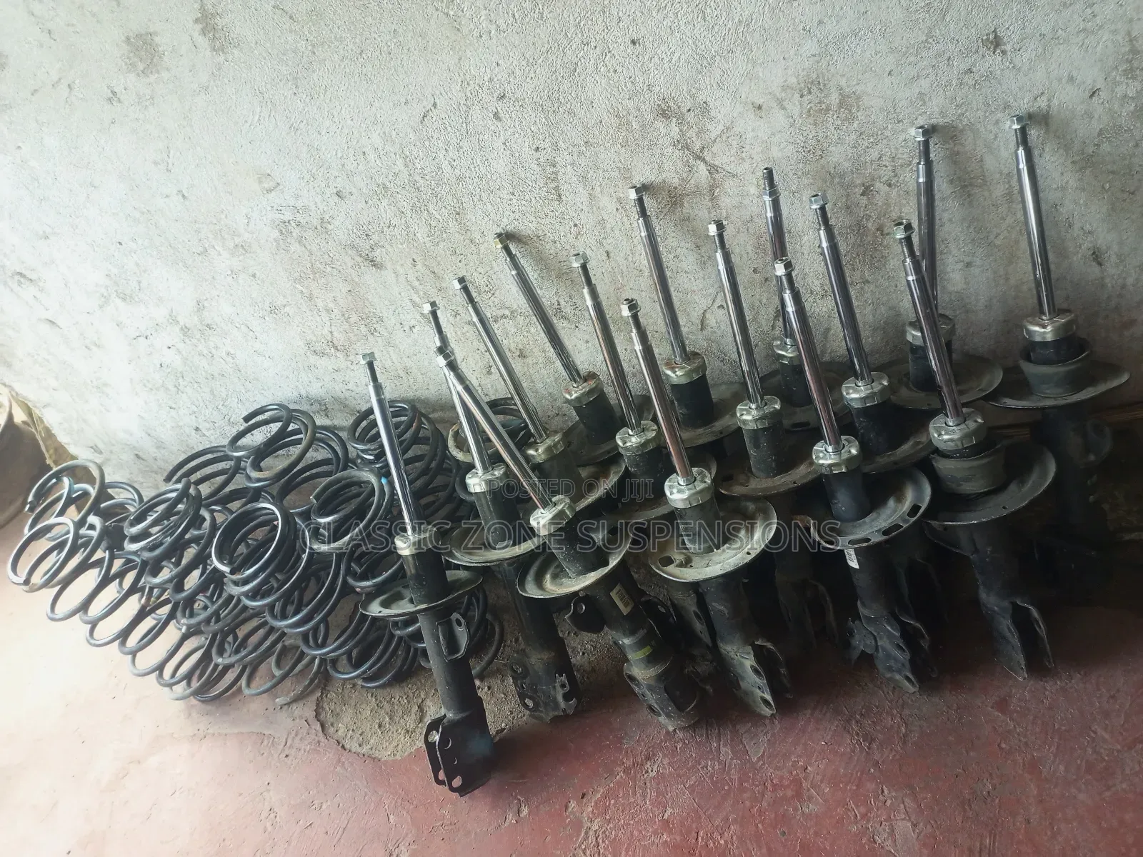 Toyota Belta,Fielder,Porte,Axio,Vitz Front Shocks