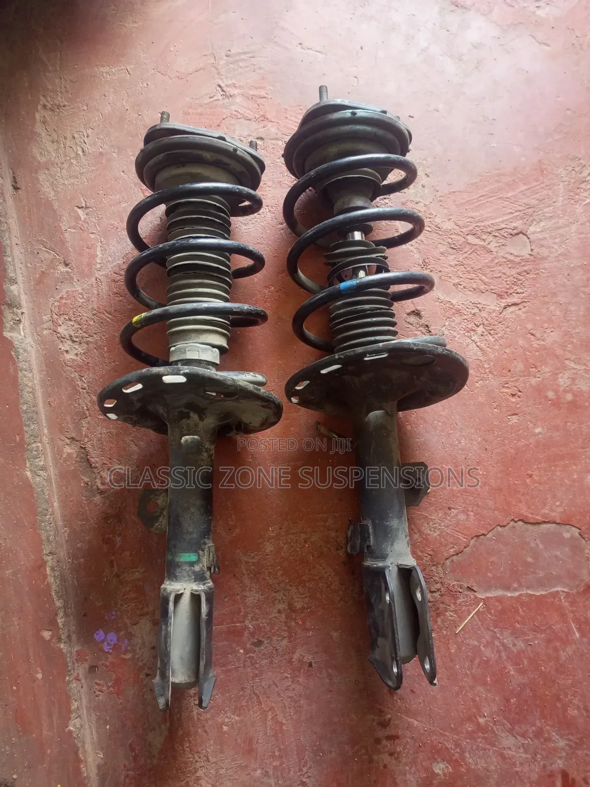 Noah New Model Front Shock