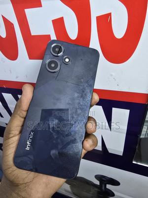 Infinix Hot 30 Play 128 GB Black - thumbnail 2