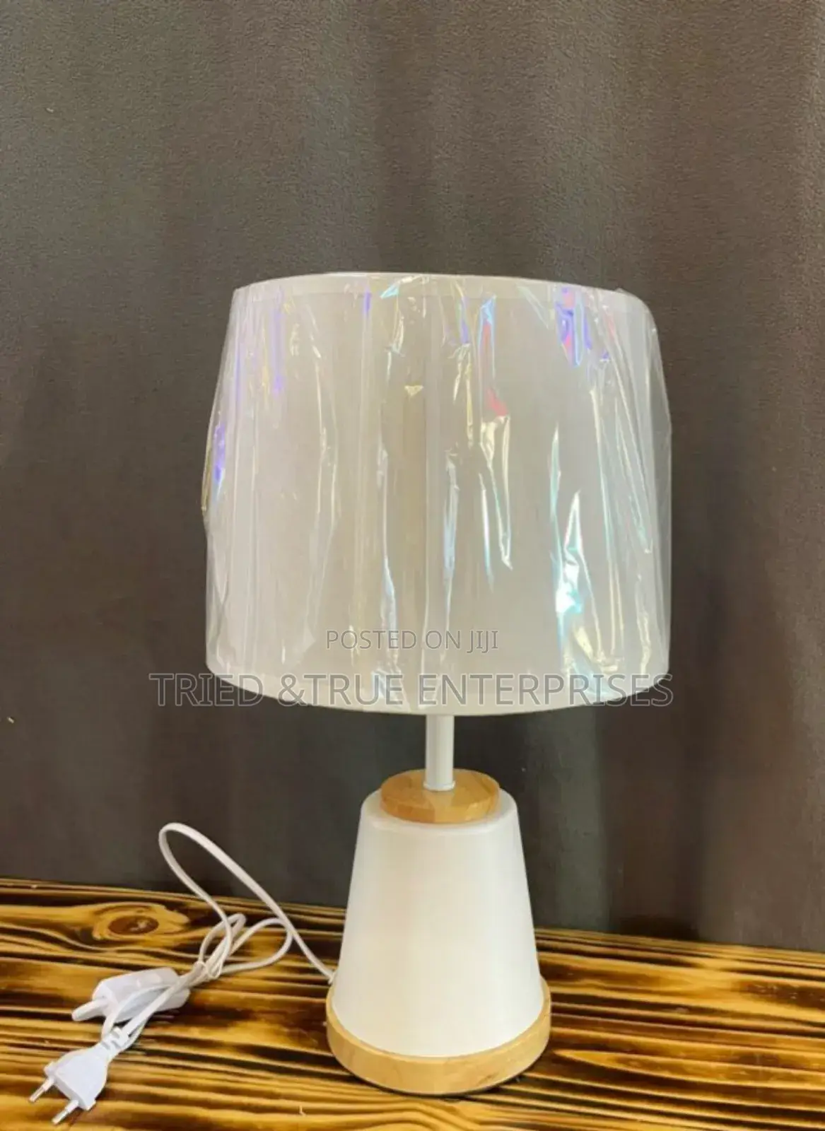 Elegant White Bedside Lamp Wqj9ek