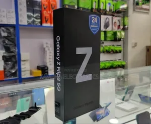 New Samsung Galaxy Z Flip6 256 GB Black