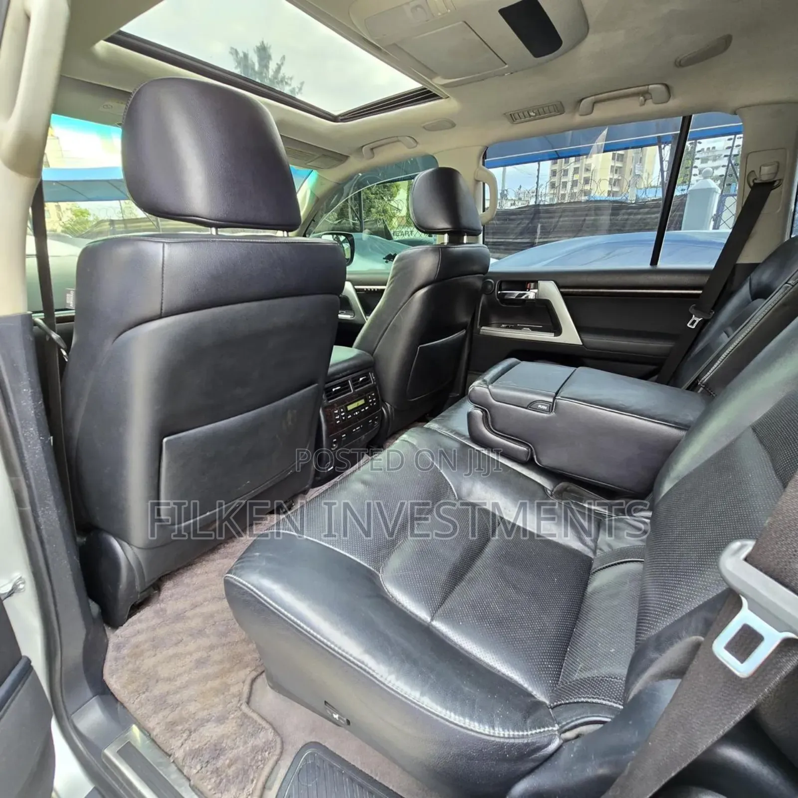 Toyota Land Cruiser 4.6 V8 ZX 2012 Silver