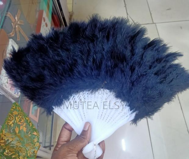 Black Ladies Fan - thumbnail 3