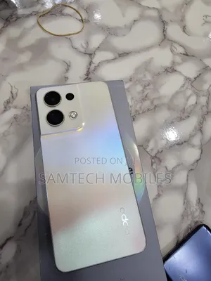 Oppo Reno8 5G 256 GB Gold