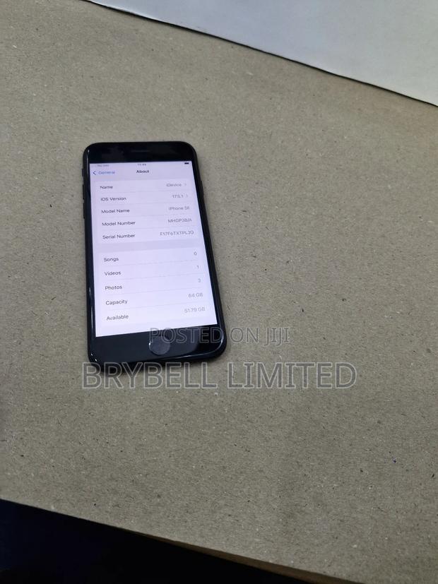 Apple iPhone 8 64 GB Black - thumbnail 3