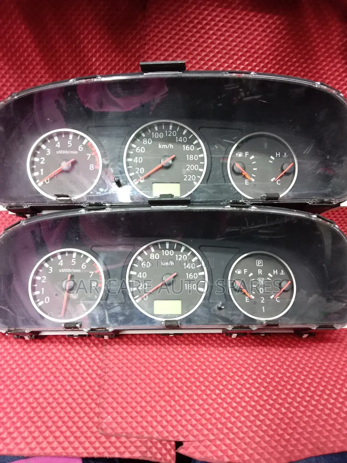 Dashboard Clock Nissan NT30