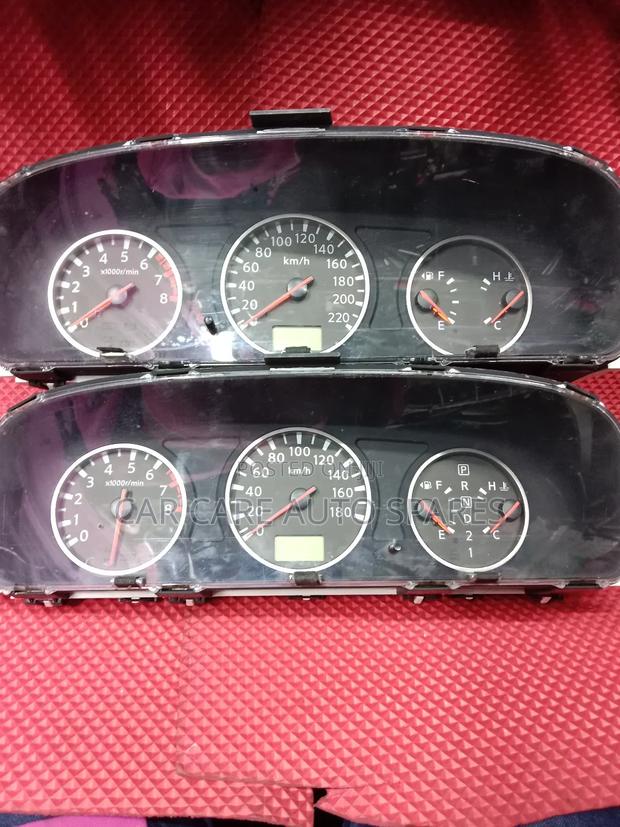 Dashboard Clock Nissan NT30