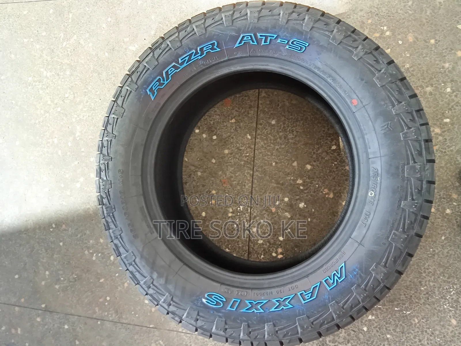 265/60r18 Maxxis Razr At781