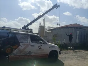 Hiab and Self Loading Cranes for Hire
