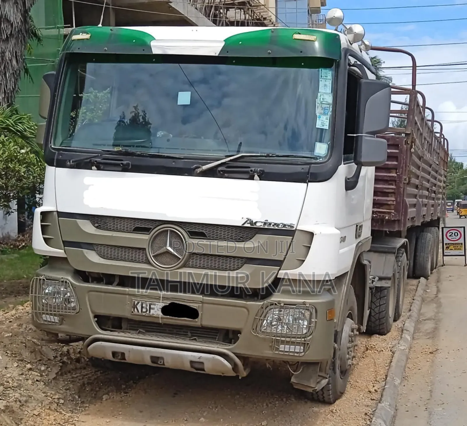 Truck Mercedes-Benz