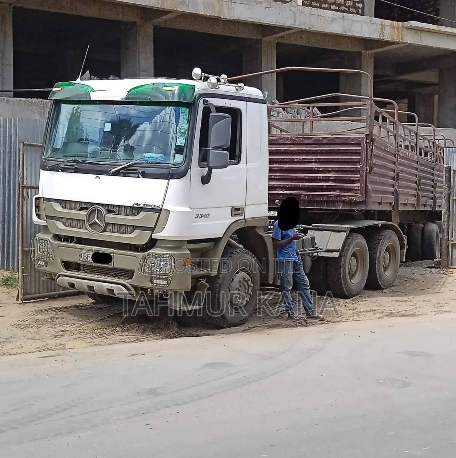 Truck Mercedes-Benz