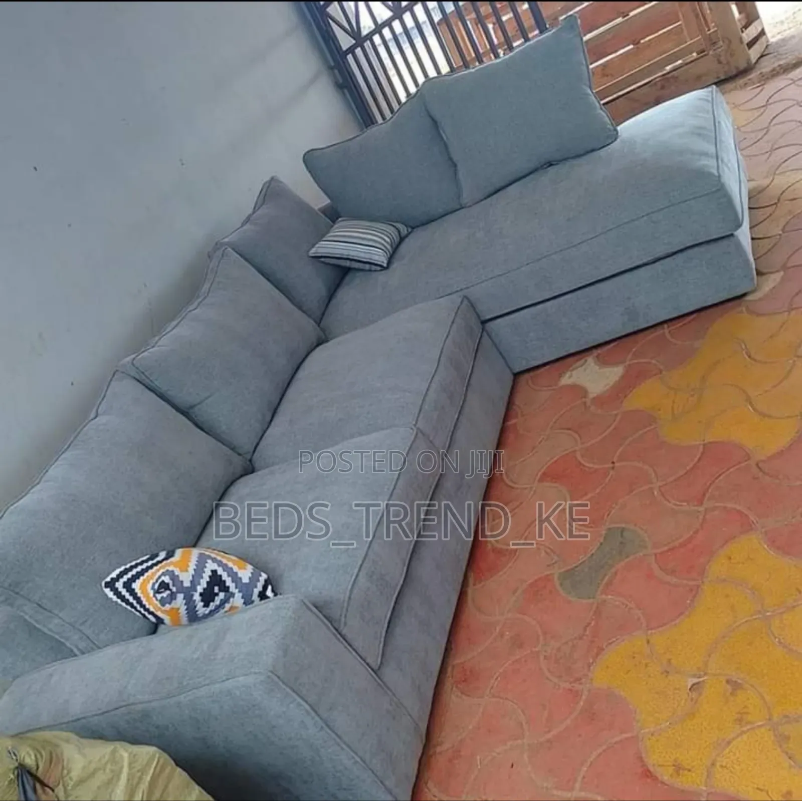 6 Sester Lseats Sofas