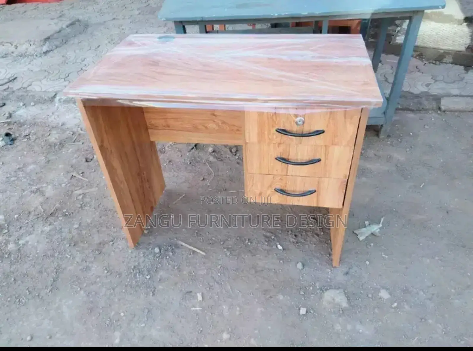 Advanced Office Desks