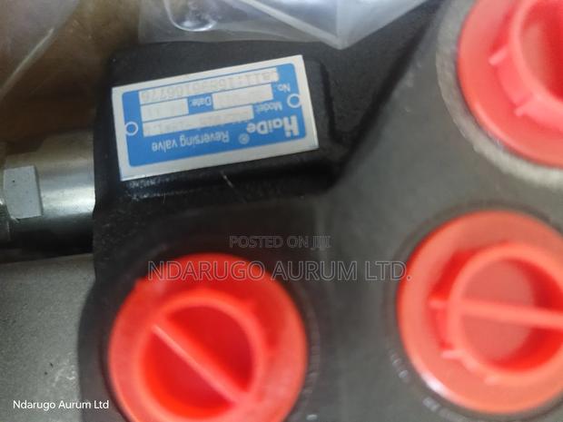 Hydraulic Control 5 Way - thumbnail 5