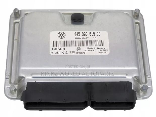 Volkswagen Skoda 1.4 TDI Engine Control Ecu DDE 04590601CC