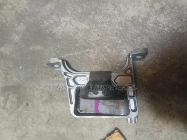 Mazda Biante Engine Mount - thumbnail 2