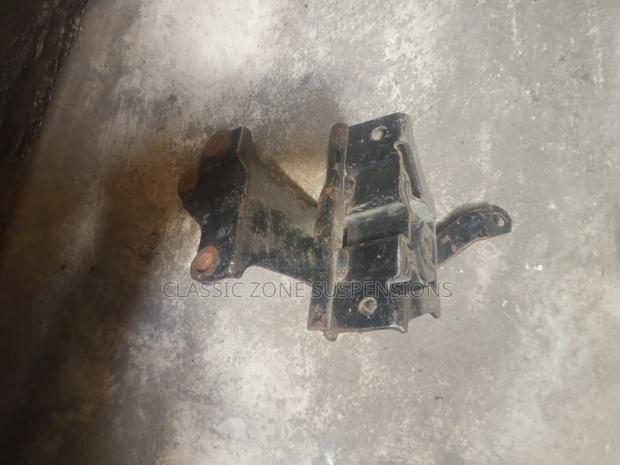 Suzuki Alto New Model Engine Mount - thumbnail 2