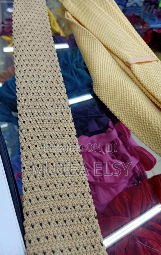 Gold Plain Polycadot Knitted Ties - thumbnail 3
