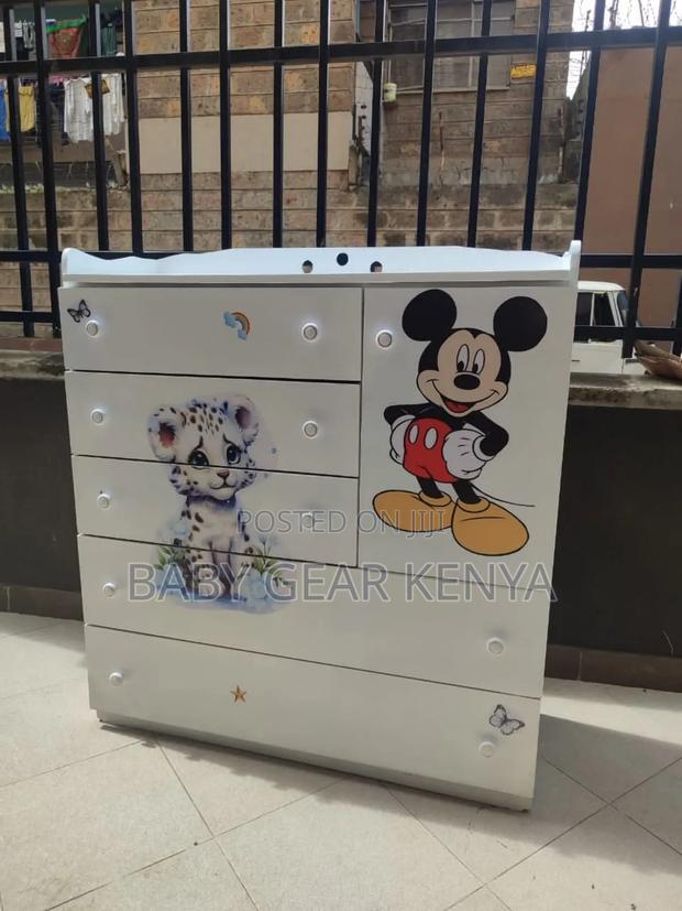 Chest Of Drawers Spray Painted - thumbnail 2