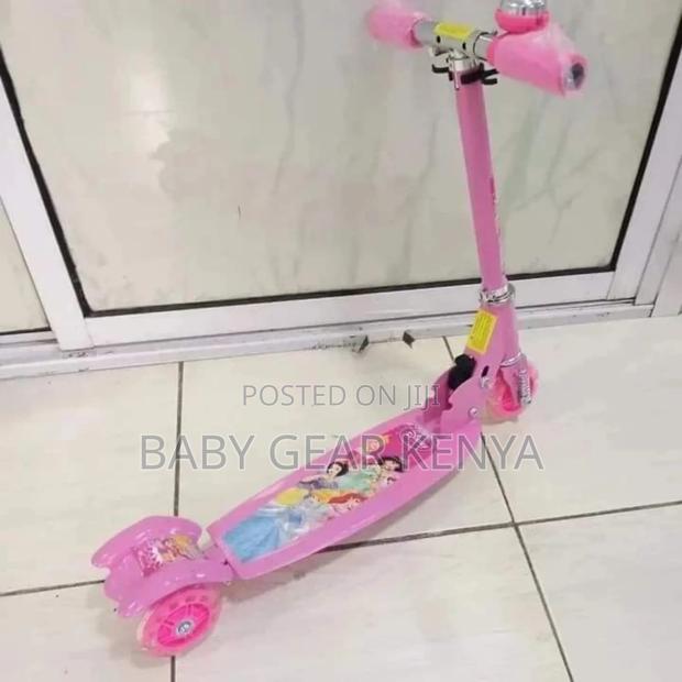 Kid's Scooter.Cartoon Themed - thumbnail 3