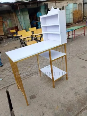 Pedicure Table