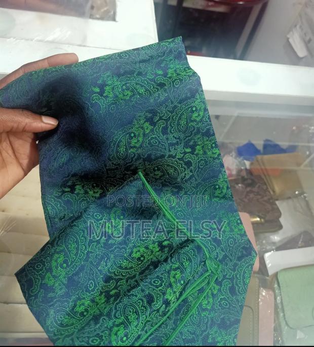 Emelard Green Blue Tea Drop Ascot Ties - thumbnail 3